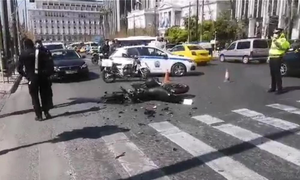 Τροχαίο στη Βουλή: Το Αρχηγείο της Αστυνομίας διέταξε ΕΔΕ για τον τροχονόμο